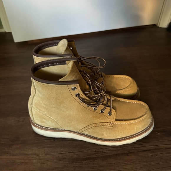 Redwing Classic Moc (US Men’s 9)